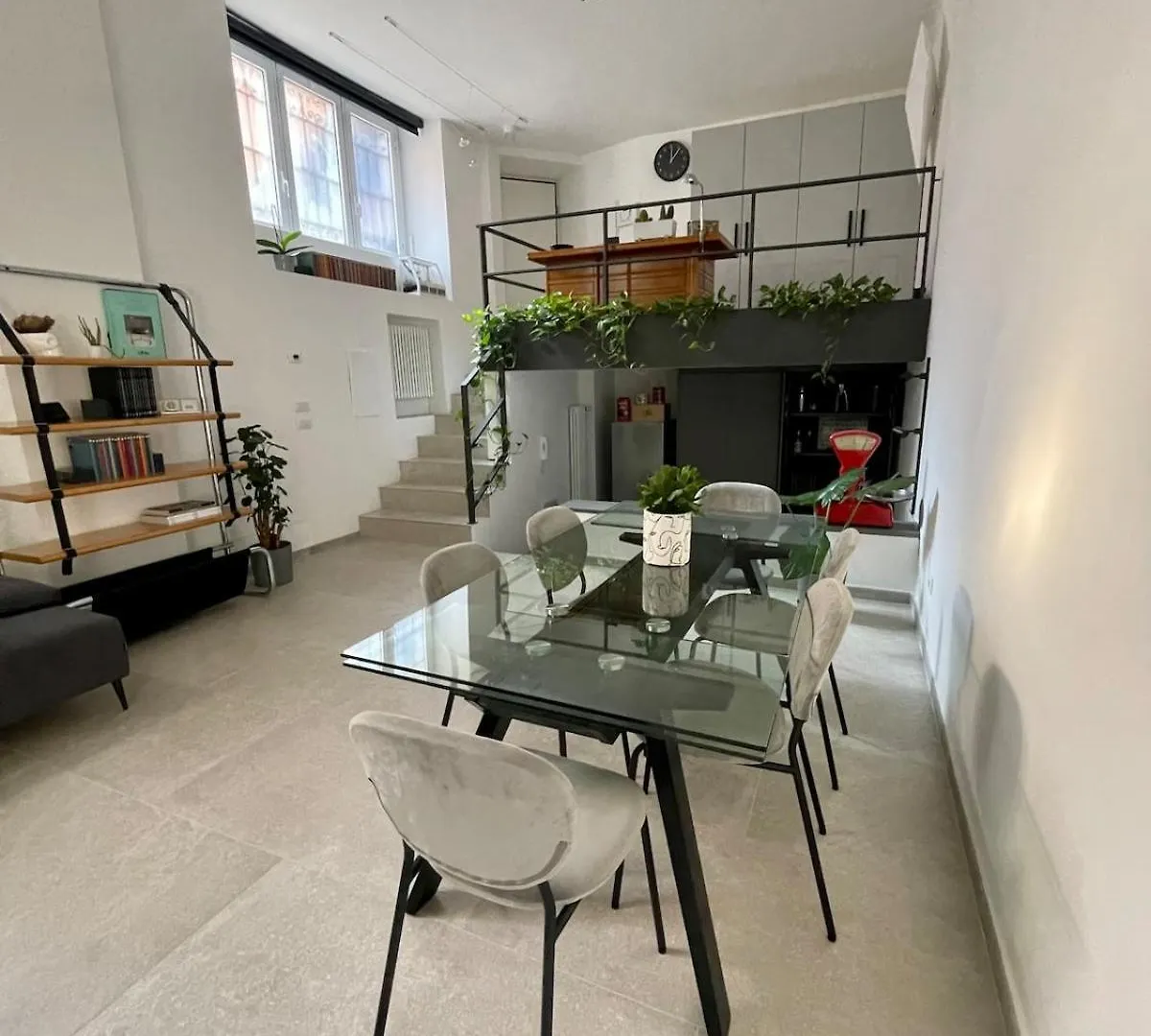 Cozy Loft In Navigli Area Apartman Milánó